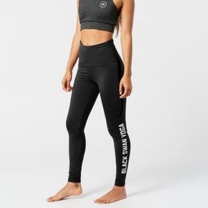 Black Swan Yoga by Virus tights